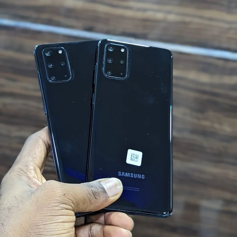 gadgetfreakzng's tweet image. Ukused Samsung S20+ 512GB at 265,000 

Ukused Samsung S20 Ultra 5G 128GB at 290,000

To place order:

0818 382 0891 Uzo
0818 382 0026 Amarachi (Abuja store)
08188880047 Favour (Lekki Store )
#portable #TinubuLeaveYorubasAlone #zazoo