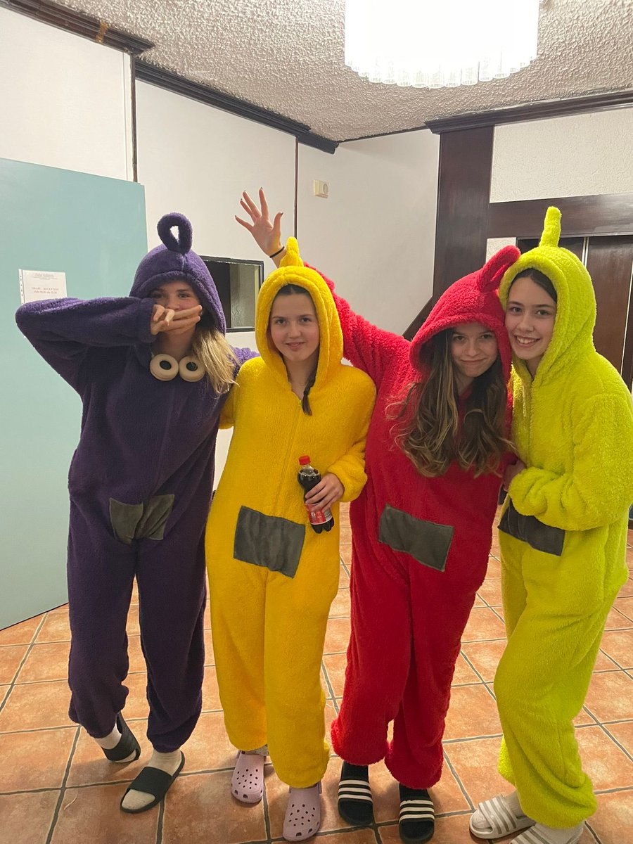 St Cyres Ski Trip tweet media