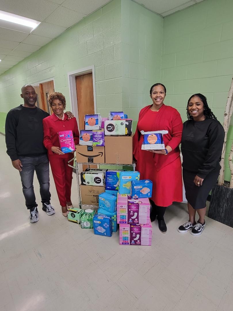 pgcacdst's tweet image. For #InternationalWomensDay, we collaborated with the Arabian Gulf Alumnae Chapter &amp;amp; @CBCatCLINTON to collect hygiene items for women &amp;amp; young ladies in Kuwait. Thank you for your #CAREtoKuwait donations. #serviceiswhatwedo #PGCACDST #iaware #iawaredst