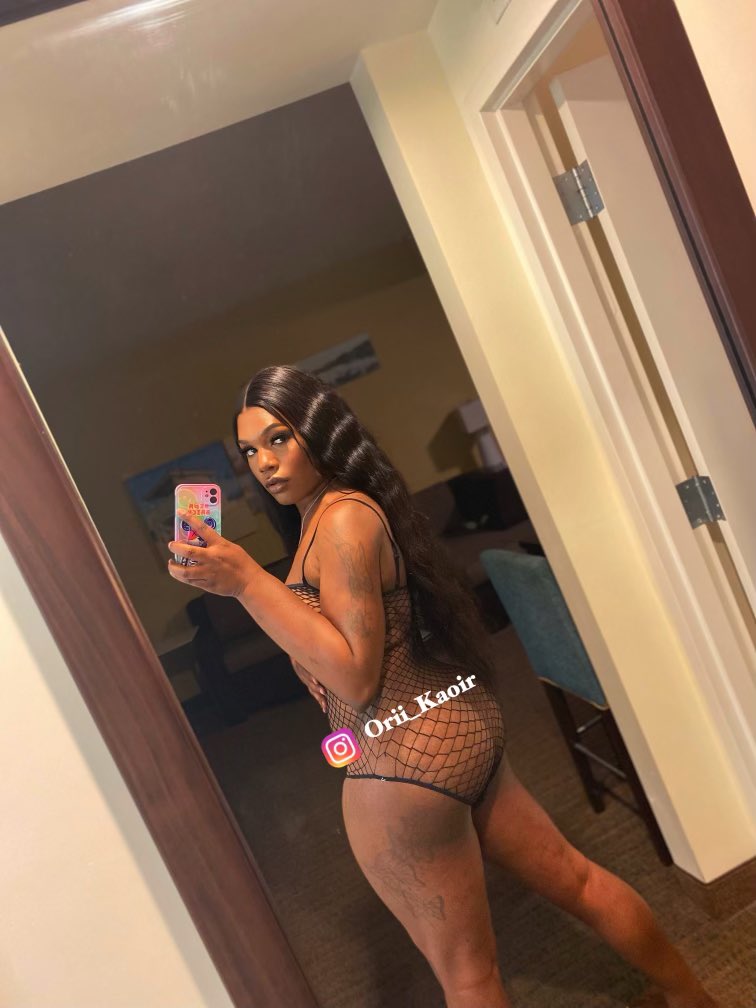 iswallowkidz_'s tweet photo. Instagram(@ Orii_Kaoir) vs Twitter https://t.co/asNgWfsO05