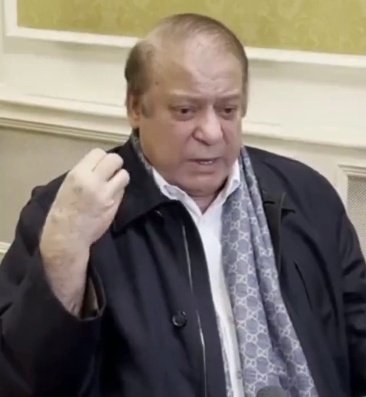 ECP_Pakistan1's tweet photo. @MaryamNSharif Why are Maryam Nawaz's words so harsh?
The reason for this is that the verdict is coming tomorrow.
The stick with chillies is to be given to Nawaz Sharif by the Supreme Court tomorrow in the backyard of Shahbaz Sharif and Maryam Nawaz and that too with special chillies. https://t.co/F7mrG6x0ZV