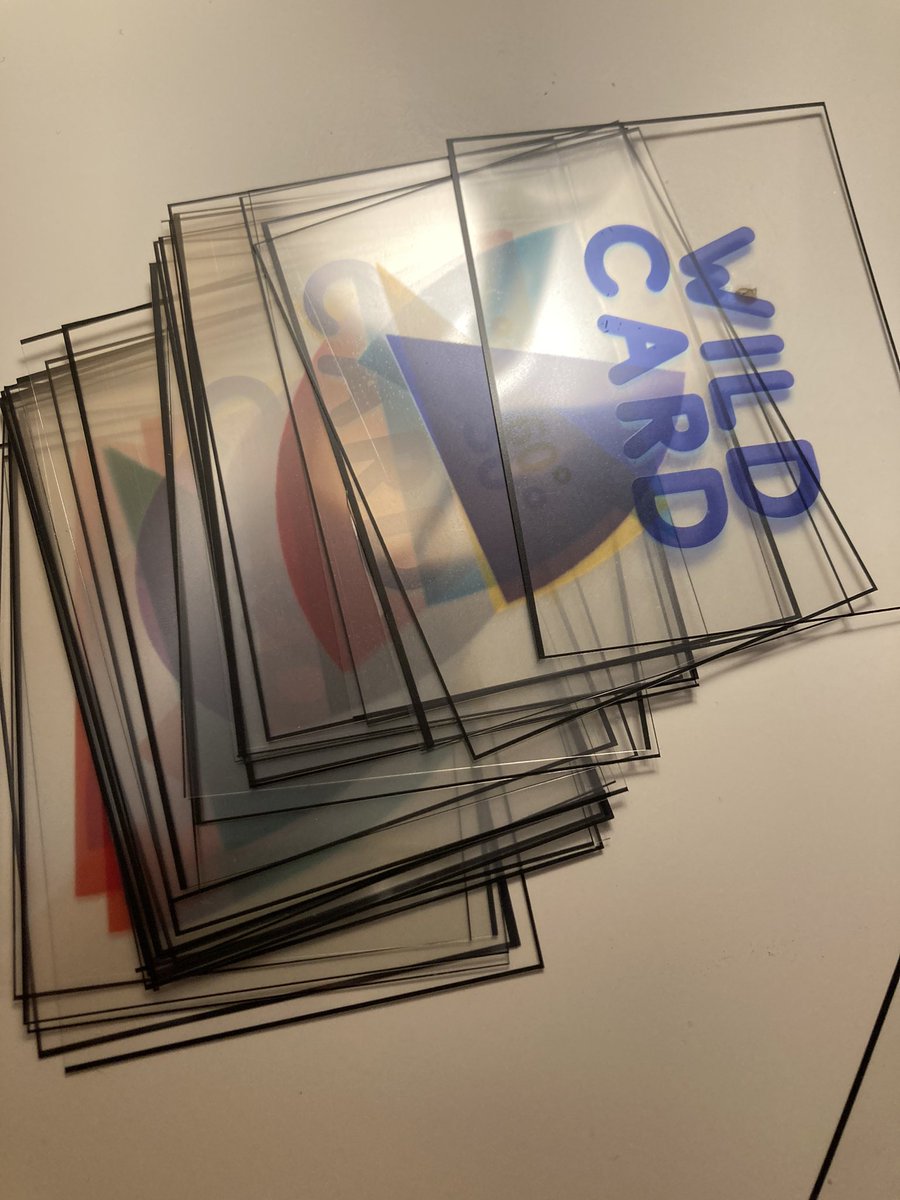 kate_selkirk's tweet image. I made a #game to teach angle combinations. The trick is printing on transparencies! #mtbos #gbl #iteachmath bit.ly/ComplementaryC…