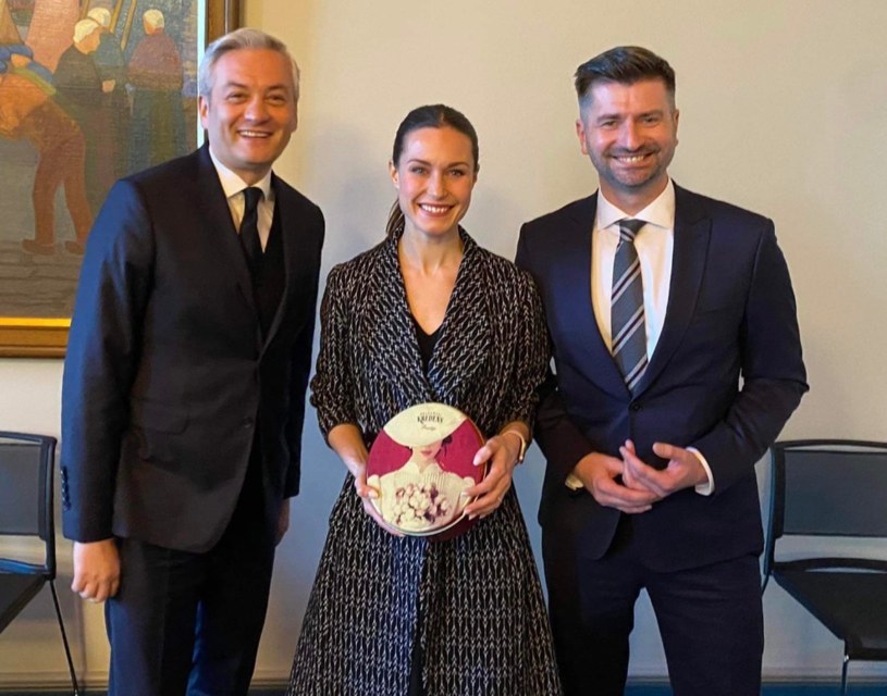 PiotrSterkowski's tweet photo. Premier Finlandii jest w grupie, która przegrała wybory! Wcześniej lewica prosząc o jałmużnę odwiedziła premier Finlandii, kompromitując nie tylko Polskę ale i siebie. I to wszystko za nasze! #UkaraćLewice #Sterkowski
Więcej na :
https://t.co/hSGG6BM5dx https://t.co/y7DbzTprw6