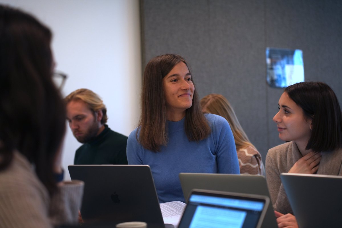 denmarkdotdk's tweet image. In Denmark, all citizens have equal access to education. It means that all young Danes can go to university, no matter their parents' income.

#whatiloveaboutdenmark