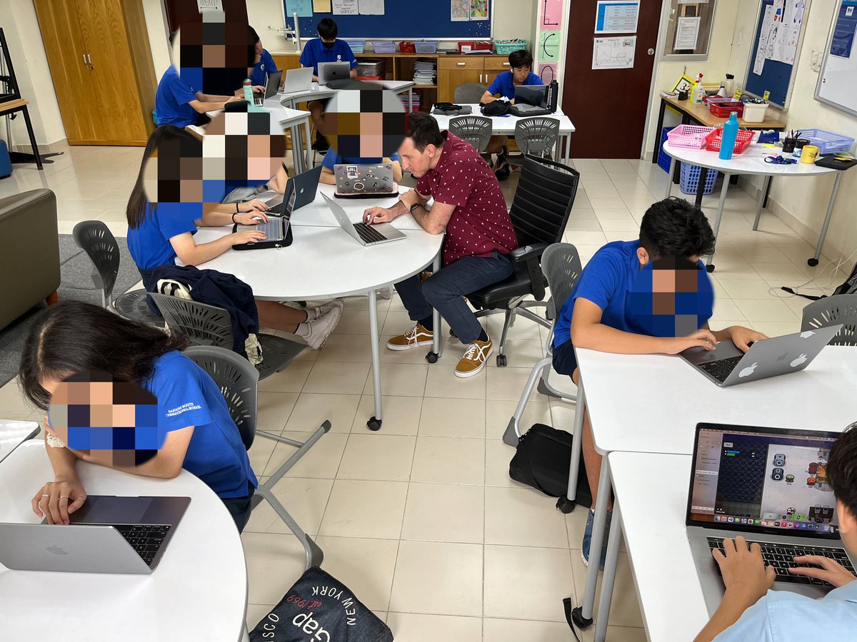 Watched Ss teach @BoudreauBryce some @gimkit strategy in a maths class today. Join Bryce @21cli’s #21clbkk for a hands-on experience on elevating engagement in any maths classroom. #DragonsIgnite