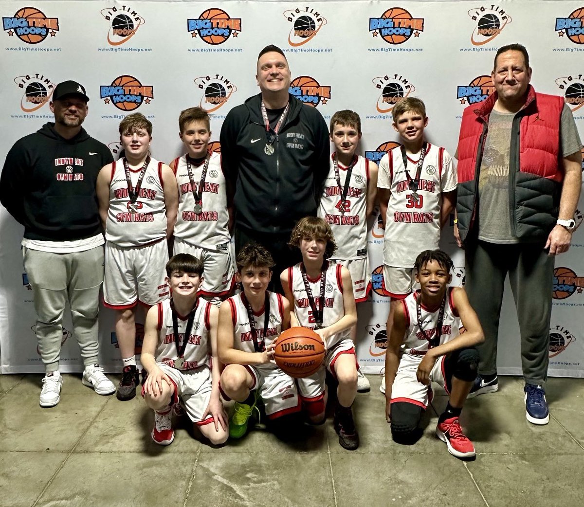 2nd place finish 🏆🥈on the weekend. Proud of the boys for some big time wins throughout. Lost in the Championship game on Sunday to one of Chicago’s finest, Blueprint.  Much respect to all of our opponents and to Big Time Hoops for hosting Big Time Hoops Circuit of Champions