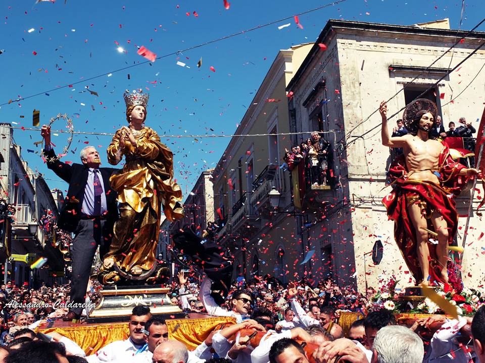 BorghiPiuBelli's tweet photo. Grazie a @MediasetTgcom24 per lo splendido articolo sulla #Pasqua a #Ferla! 🔝
#SettimanaSanta #borghi #Italia #Italy #Sicilia #Sicily
👉https://t.co/Mfacs2fsMh https://t.co/bkcsVosQDk