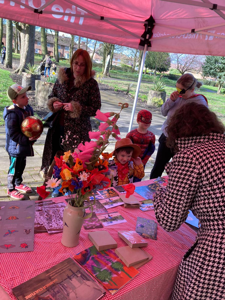 LFCFoundation's tweet photo. SPRING FLOWER FESTIVAL WALK 🌻 

Thank you to all the amazing families, volunteers &amp; supporters who came to celebrate Spring with us at @NGPFriends on Saturday ❤️ 

We had such a great time welcoming over 600 of you through the park! 🍃 🌷 

 @MightyRed_LFC https://t.co/F80OaqSNKy