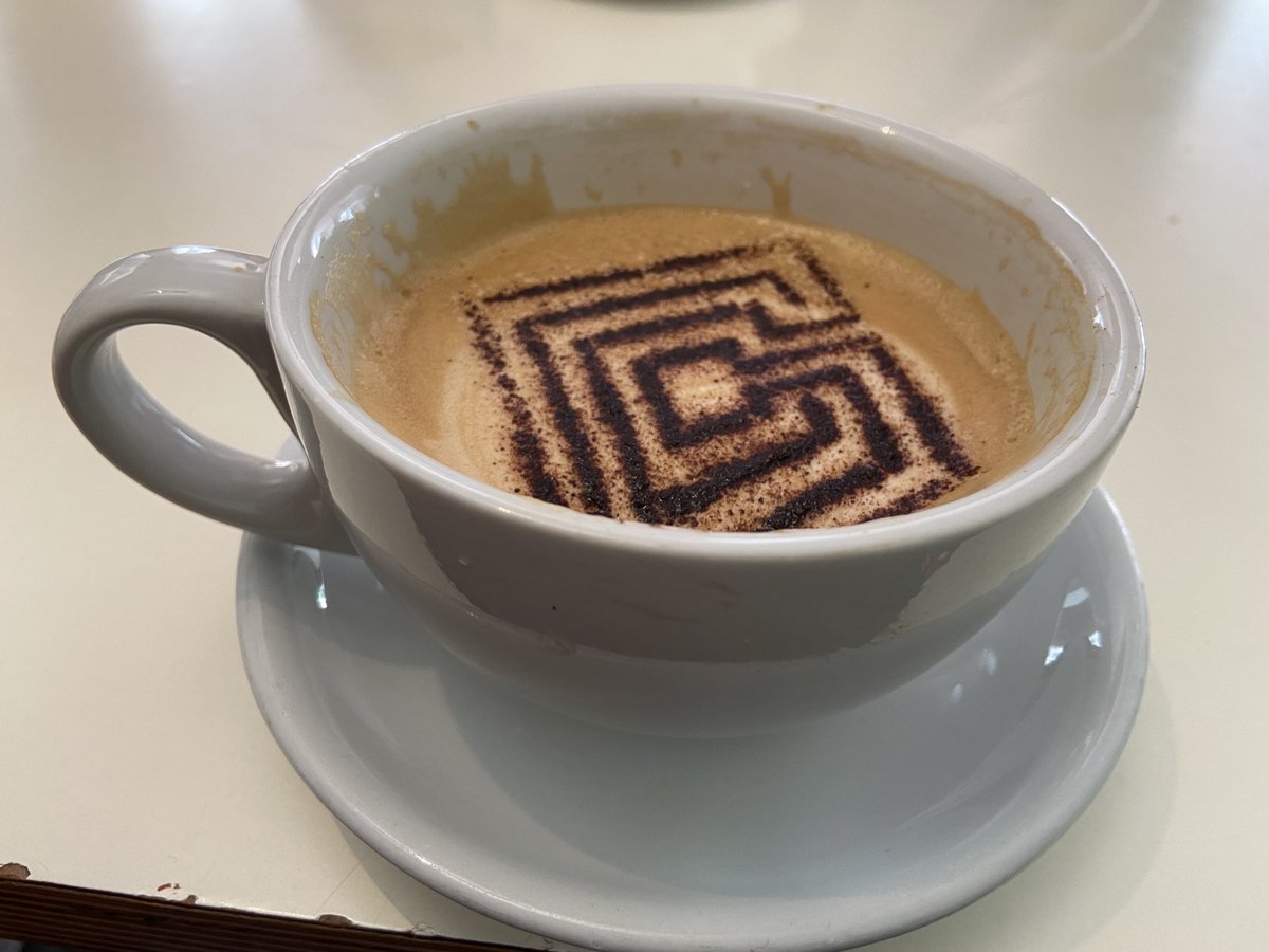 LuciaNixon's tweet image. So many reasons to see the #LabyrinthAshmolean exhibition — including the chance to have the #Knossos labyrinth coin motif on your cappuccino as shown in this photo! ⁦@AshmoleanMuseum⁩ #Crete #Megaloniso #tinyjoys ⁦@lizgloyn⁩