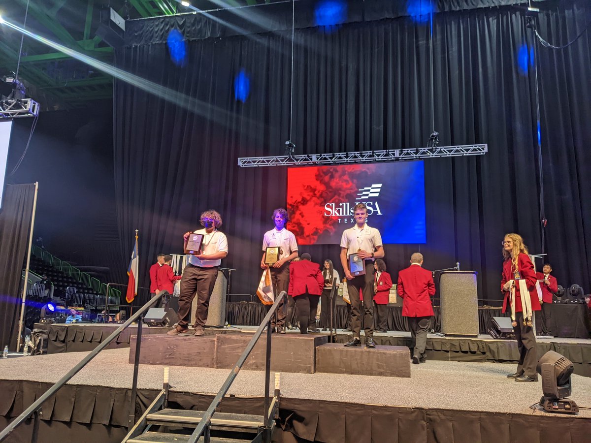 cs_deer's tweet image. Congrats to Camden Redden for 3rd place in state at Skills USA Computer Programming competition! 

#dpisd #godeer #deerwhocode