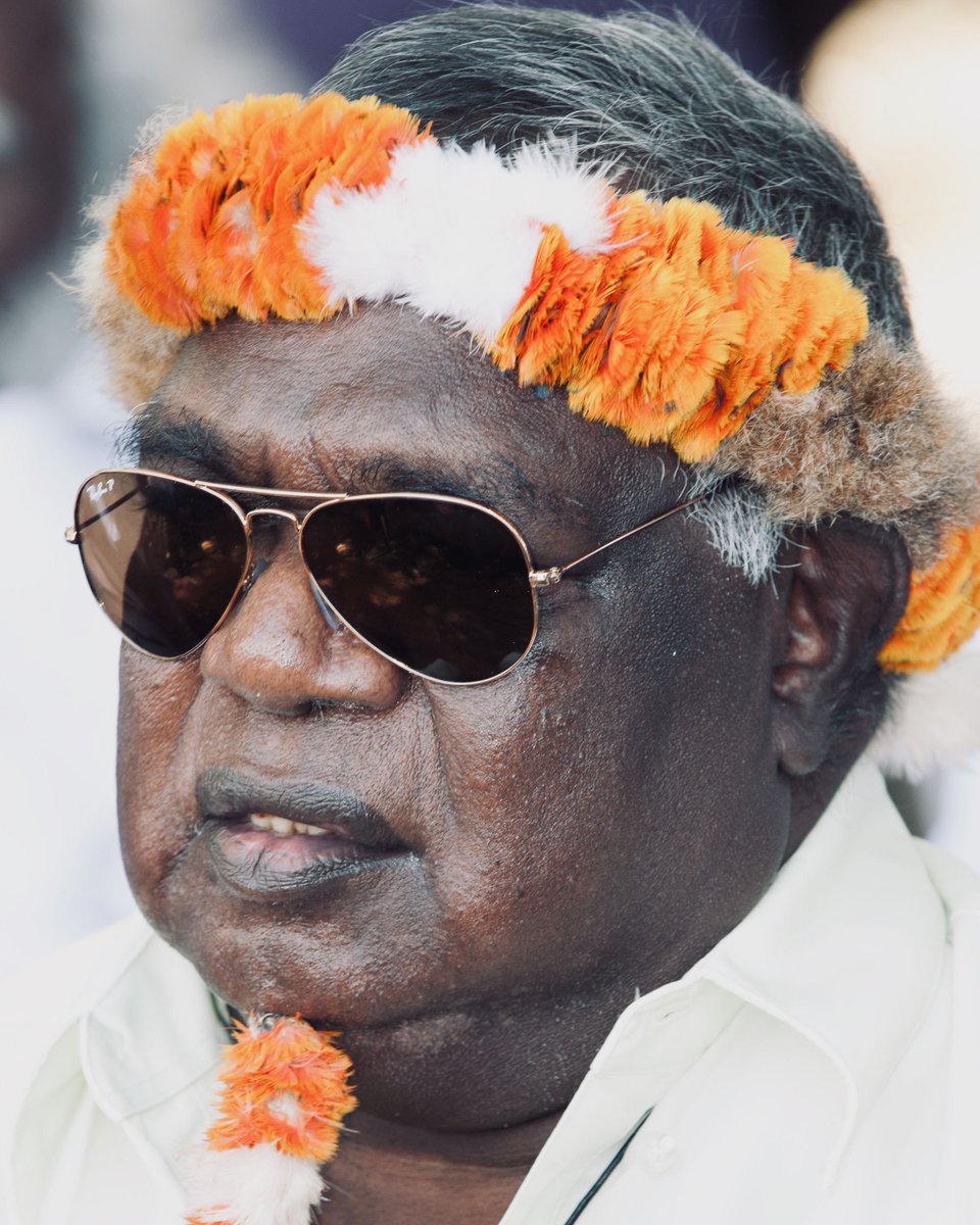 TheNorthernMyth's tweet photo. I have lived my song cycle ...
Yunupingu, 30 June 1948-3 April 2023
"I feel a deep sadness at times, yet I know that I have done much that is useful. I know that I have secured my family’s birthright."
Tribute by Chips Mackinolty. More here: https://t.co/tD8Stw0MJa
#Gumatj #Law https://t.co/Xd0igpydff