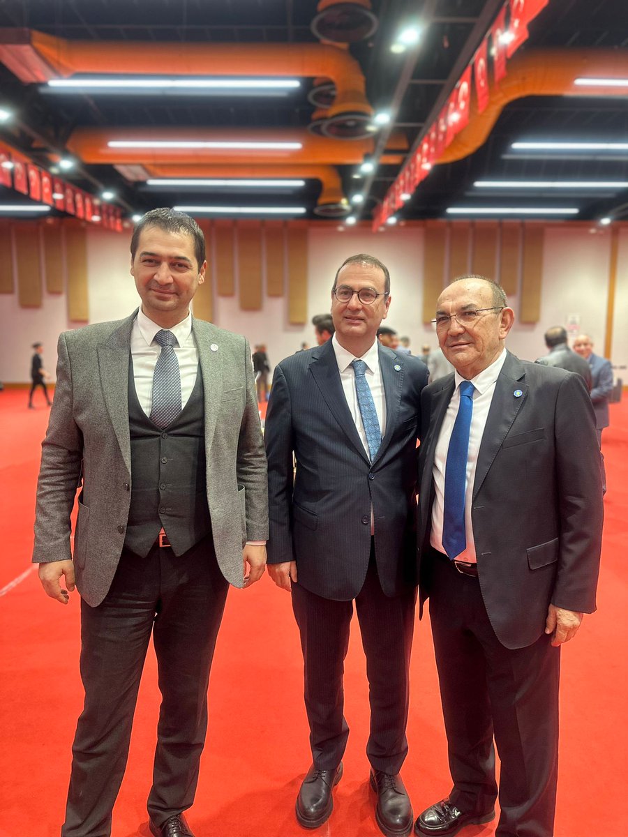 mehmetbasarantr's tweet photo. Dün gerçekleştirdiğimiz Antalya Milletvekilliği temayül yoklamasında şahsıma verdiğiniz desteklerden dolayı çok teşekkür ederim.
Demokrasi şöleninde birlikte yarıştığımız tüm aday adayı arkadaşlarımı tebrik eder, sonuçların Antalyamıza ve partimize hayırlı olmasını dilerim. https://t.co/dJ00Ja9y5D