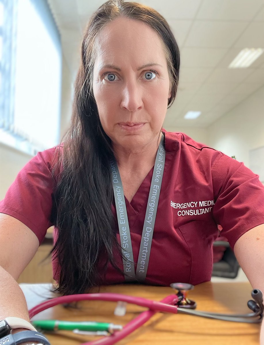 🎥🎥🎥🎥🎥🎥🎥🎥🎥🎥🎥🎥🎥 BBC interview in the morning so early night for me… I’ve had a great weekend on call but admit I need 9pm bedtime 🥱 Really proud to represent my department and trust 🏥❤️ @UHNM_NHS @RoyalStokeED @BBCNews