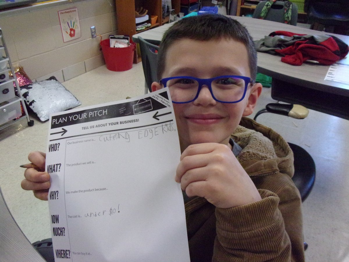 cuttingedgek6's tweet photo. Cutting Edge Kids business partners are creating elevator pitches in order to share their business with others. https://t.co/UGiBc5xcqe #smallbusiness #edcorps #realworldscholars https://t.co/bsaehofrIs