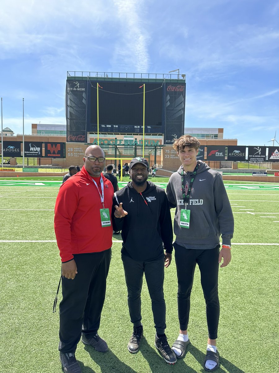 baron_tipton's tweet photo. Had a great time watching North Texas spring practice. Thank you for the invite. @JordanDavisUNT @TrustMyEyesO @DAYERS_LOE @__CoachMorris @Coach_Brophy @Coach_Newsome @SkysTheLimitWR @HeathNaragon @A_Wiley30 @grantgunnell7 @TeamGrind  @MarshallLevyOn3 @AndrewHatts @Jason_Howell https://t.co/k04ux3V8vQ