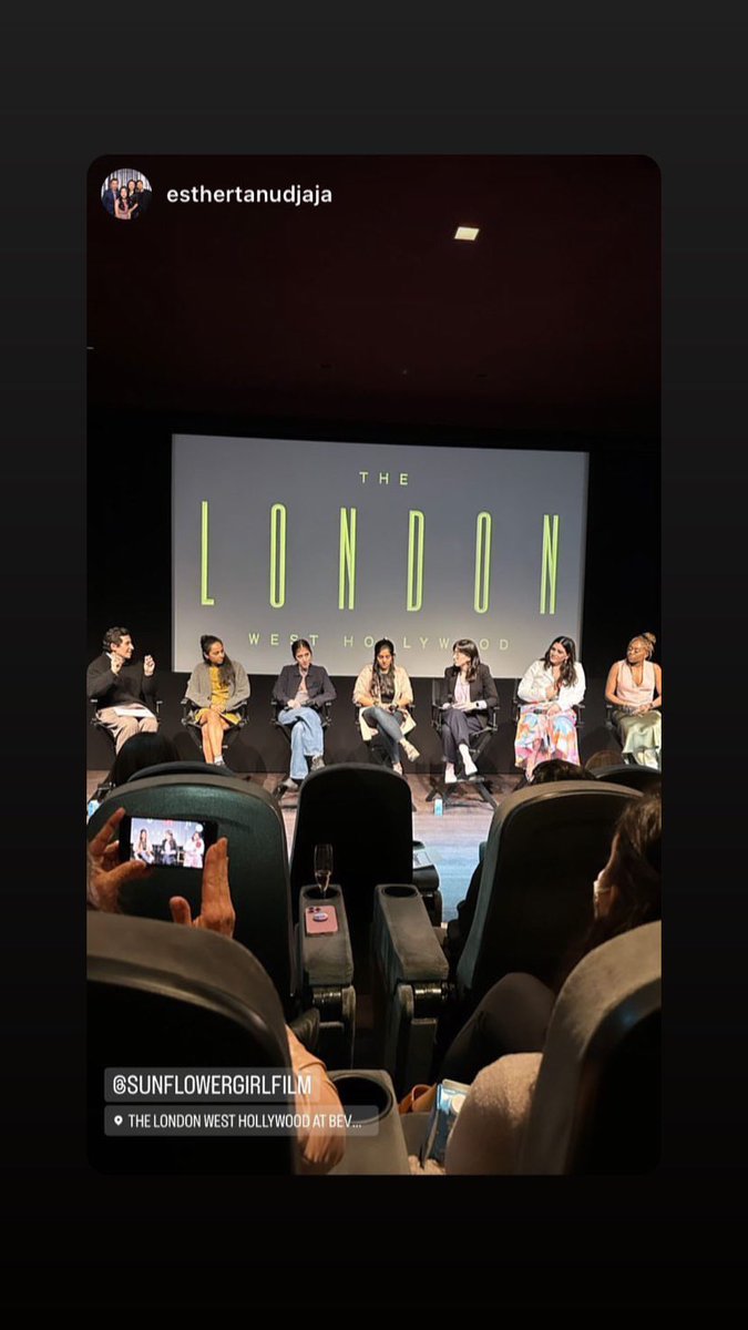sunflowrgrl_mov's tweet photo. Sunflower Girl team had a great time at the #DWIMF23 🌻✨💕 thank you @NALIP_org &amp; @netflix !! https://t.co/kuGdyF9LEi
