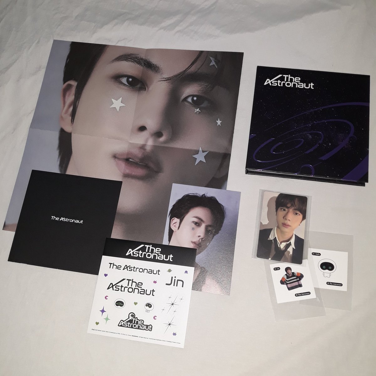 bearsluvgattini's tweet photo. VENDA/VENDO BTS

• The Astronaut – 135 completo
• The Astronaut – 75 incompleto

• Photo-fólio Namjoon – 170
• Summer Package + itens – 470 (+ frete)

+ fotos e vídeos na dm | frete incluso | sem avarias | não reservo | aceito pix e picpay https://t.co/kjpvd7s3Eo