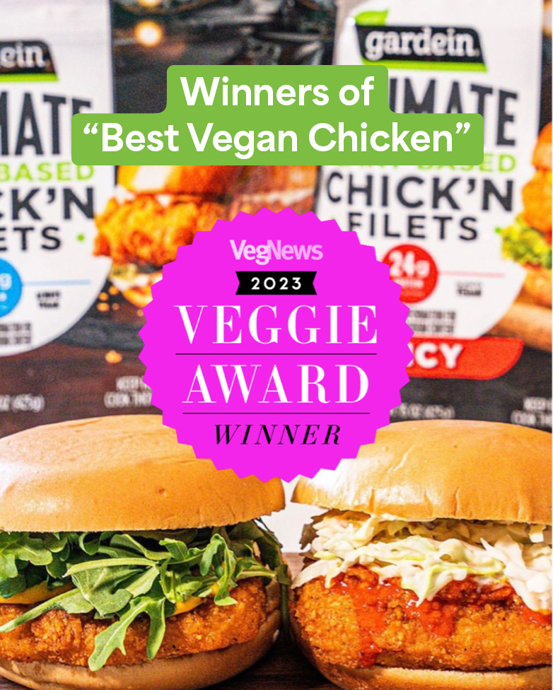 gardein's tweet image. You voted, we won! 🏆 We’re thrilled to win “Best vegan chicken” and “Best vegan seafood” for 2023 @VegNews awards! Whether you're vegan, vegetarian, or just occasionally go meatless, thank you all for voting for us! 🥰