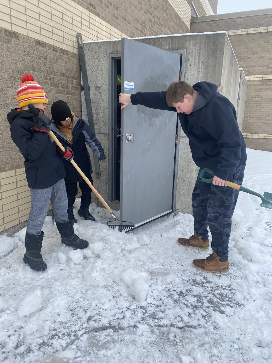 SFA_ELC's tweet photo. Our outdoor storage door a#has been blocked shut but this morning these three young men dug it all out!! https://t.co/Nxq70l6VlY