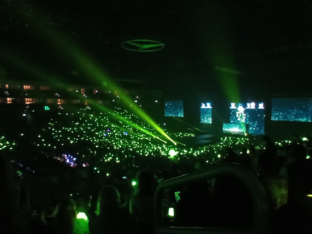 foreverain13's tweet photo. ๐
#NCTDREAM
#nctinberlin
#NCTDREAM_THEDREAMSHOW2_IN_BERLIN https://t.co/PcilBrE65e
