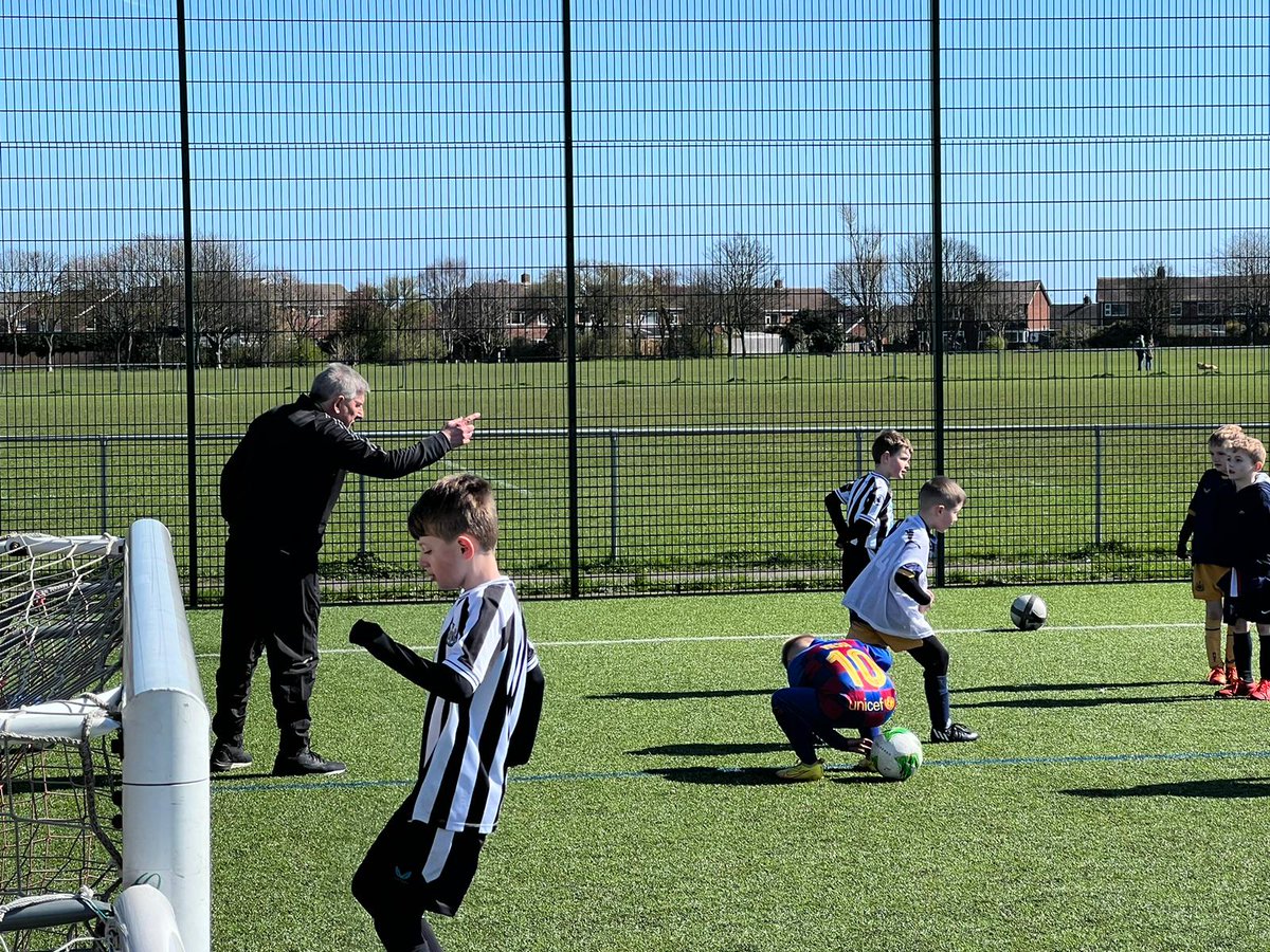 Peterbeardsleysoccerschool.com tweet media