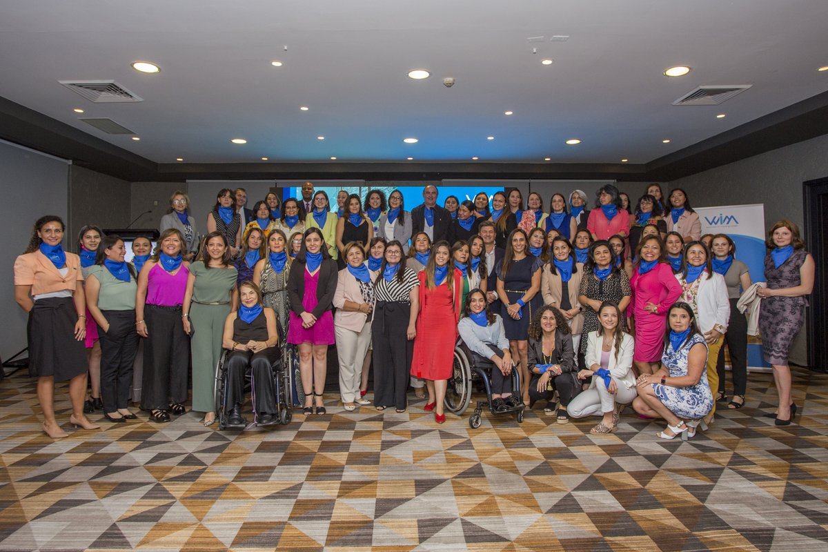 wimchileoficial's tweet photo. 🤩Cerramos el #MesdelaMujer en Santiago! 

🙏🏽 Un especial agradecimiento a nuestras socias y cada una de las personas que nos acompañaron en esta ocasión y esperamos reencontrarnos lo más pronto en otras actividades. ¡Estén atent@s!

#OrgulloWIM #womeninmining #mineria https://t.co/MraYzECCR0