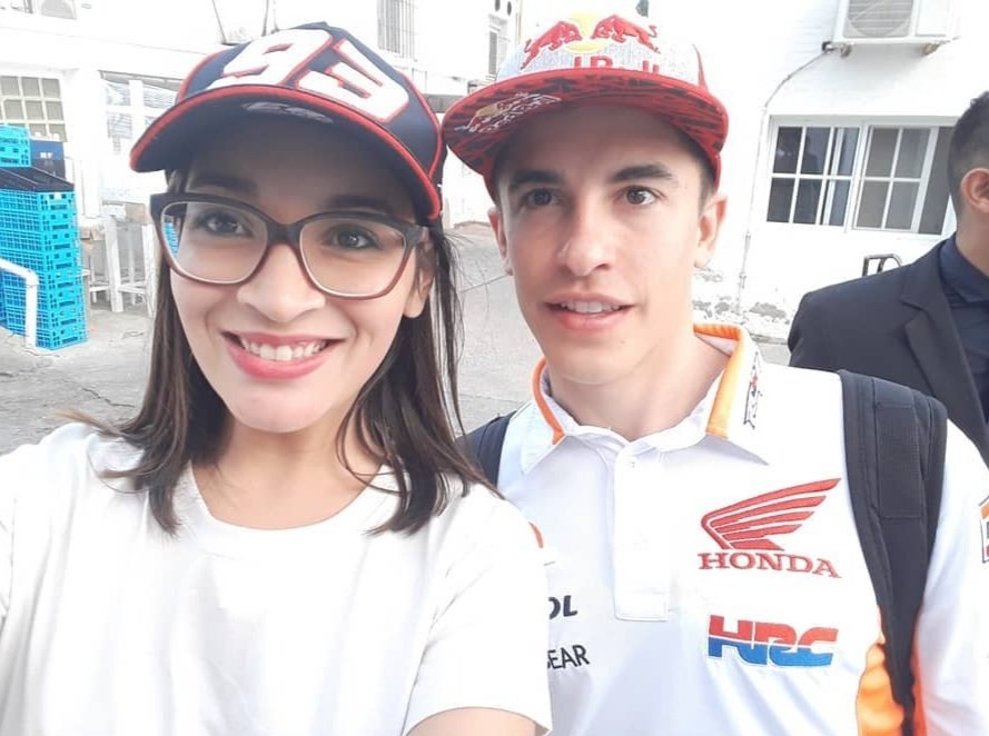 MaariaLiz's tweet photo. @box_repsol @marcmarquez93 @HRC_MotoGP @JoanMirOfficial Wet well soon 🫶🙌🫅 @marcmarquez93 https://t.co/tBWu8UGWbs