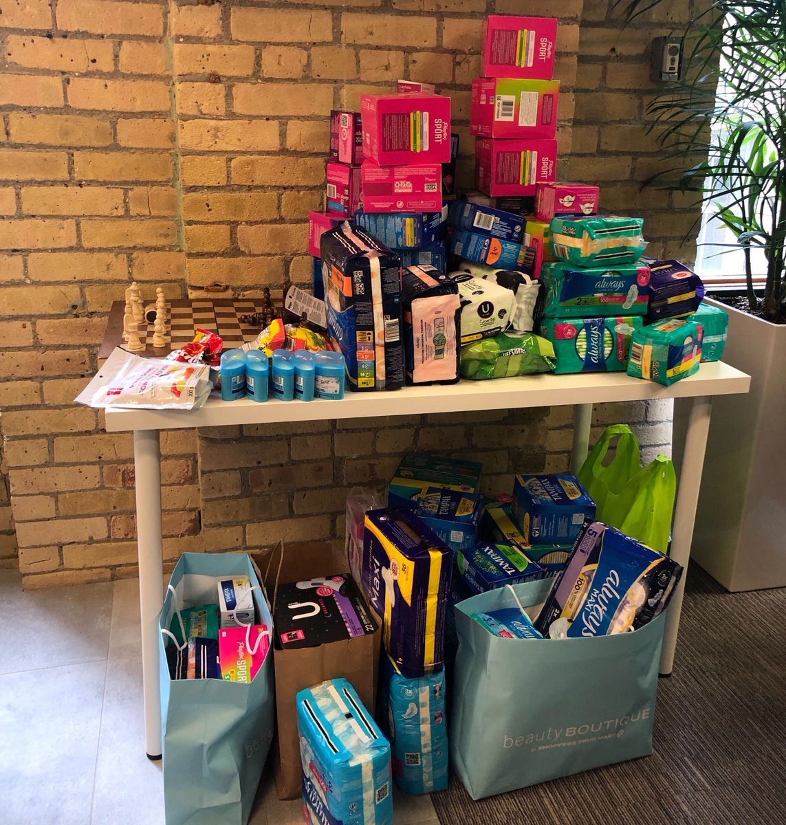contactmonkey's tweet photo. ContactMonkey showed up to support the #RedDotProject and help collect dozens of period products to mitigate the impacts of #PeriodPoverty. 💪If you're looking for a way to support, check out @reddotprojecttoronto to learn more about the amazing work they do and get involved! https://t.co/BPSeKmPDz8