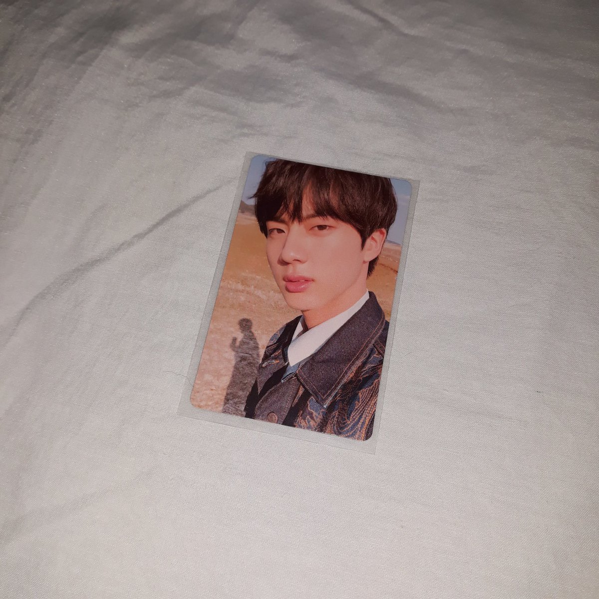 bearsluvgattini's tweet photo. VENDA/VENDO BTS

• Pola YF + Imã BTS World – 65 (ou 50 / 20)
• PC Tear Y Jin – 55
• PC Memories of 2018 Yoongi – 250
• PC MOTS ON:e Photobook – Jin e Yoongi 110 cada / Jungkook 180

+ fotos e vídeos na dm | frete incluso | sem avarias | não reservo | aceito pix e picpay https://t.co/B5HnJmXZWZ