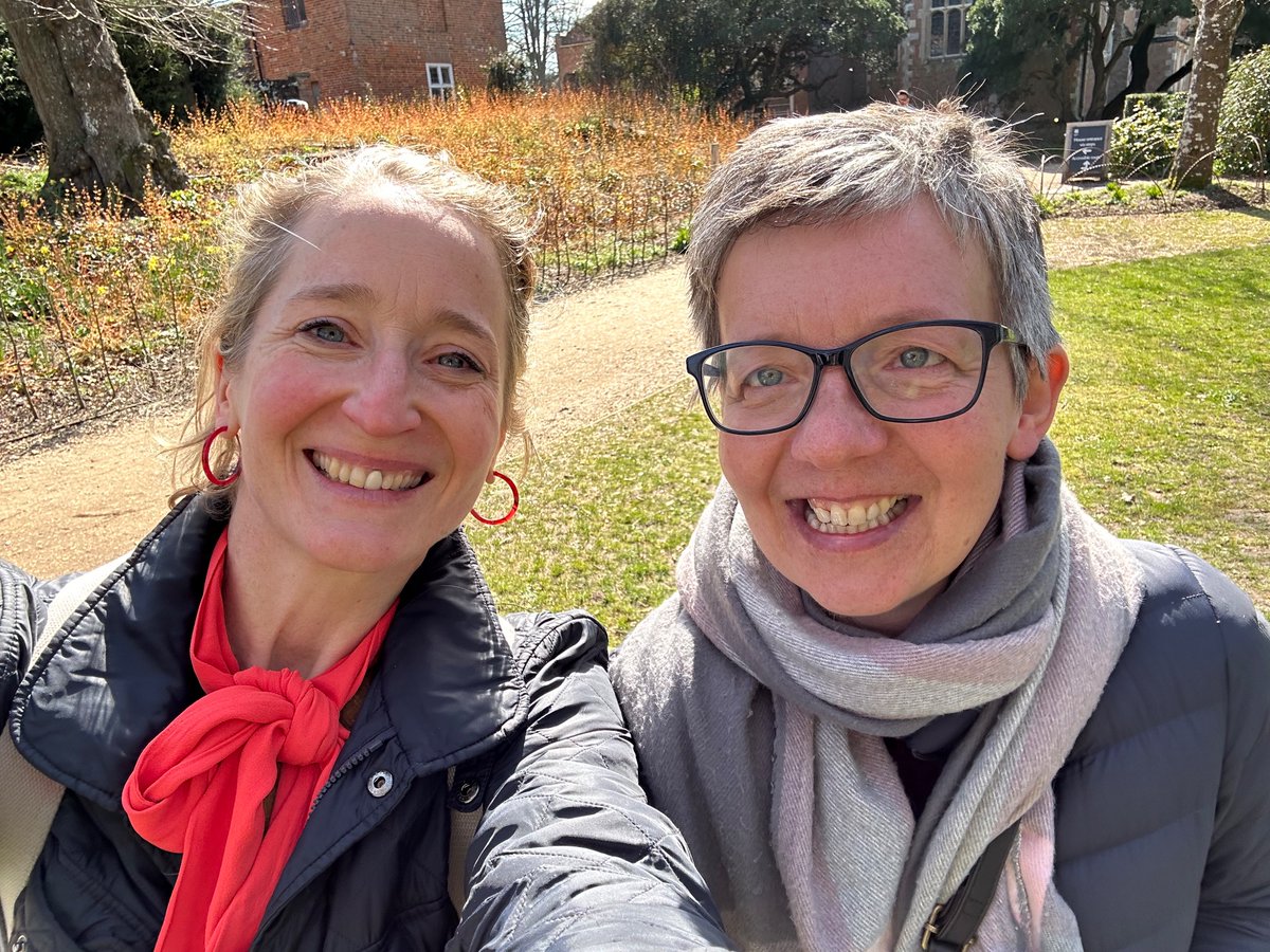 naomi7444's tweet photo. Four years of great conversations on line, and today, a great conversation face to face(!) with the most brilliant @BrionyBowers ❤️
#purposefuleducators
@Purposeful_Ed https://t.co/nDLWKZAr9P