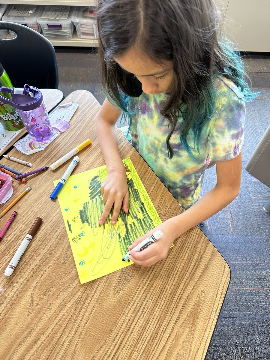 MrsKellyTwarog's tweet image. Turning our partner’s scribbles (failures) into something beautiful (successes). #FailureLeadsToSuccess #TeamCampi