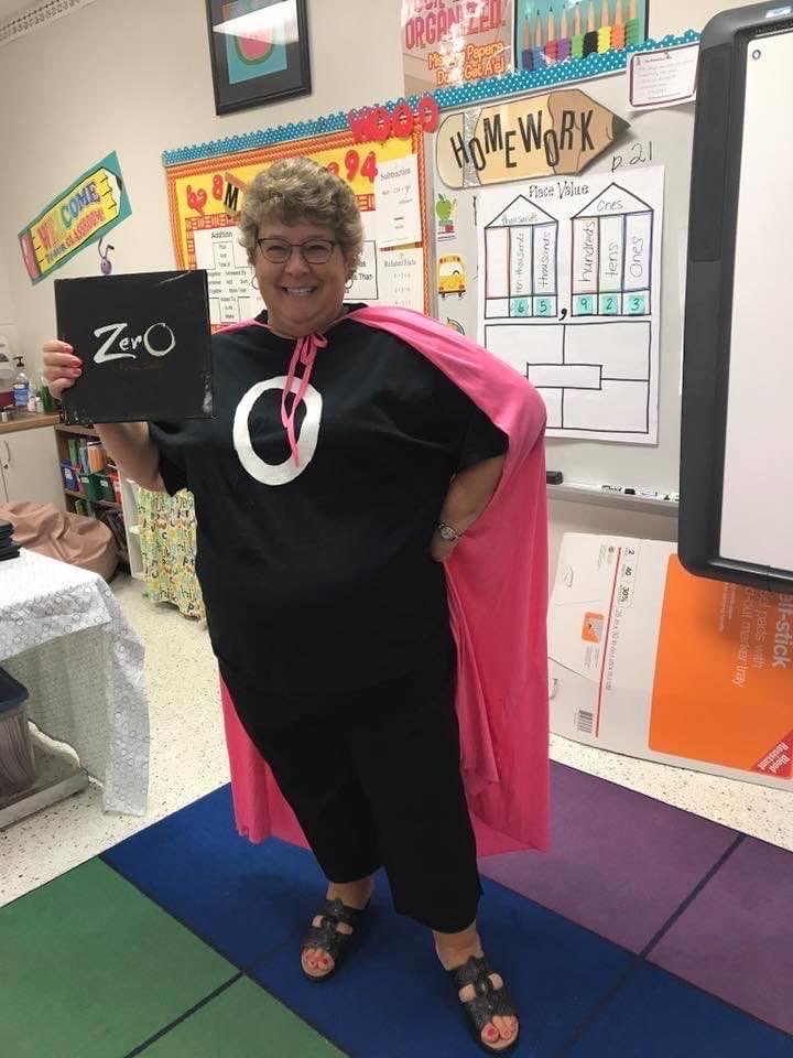 ChalktalkKelly's tweet image. April is #mathmonth.  Today I dressed like #zeromyhero. Because ⁦@BeachSupe⁩  ⁦can add all the zeroes to my paycheck as he wants!!! ⁦@Landstown_ES⁩ ⁦@vbschools⁩