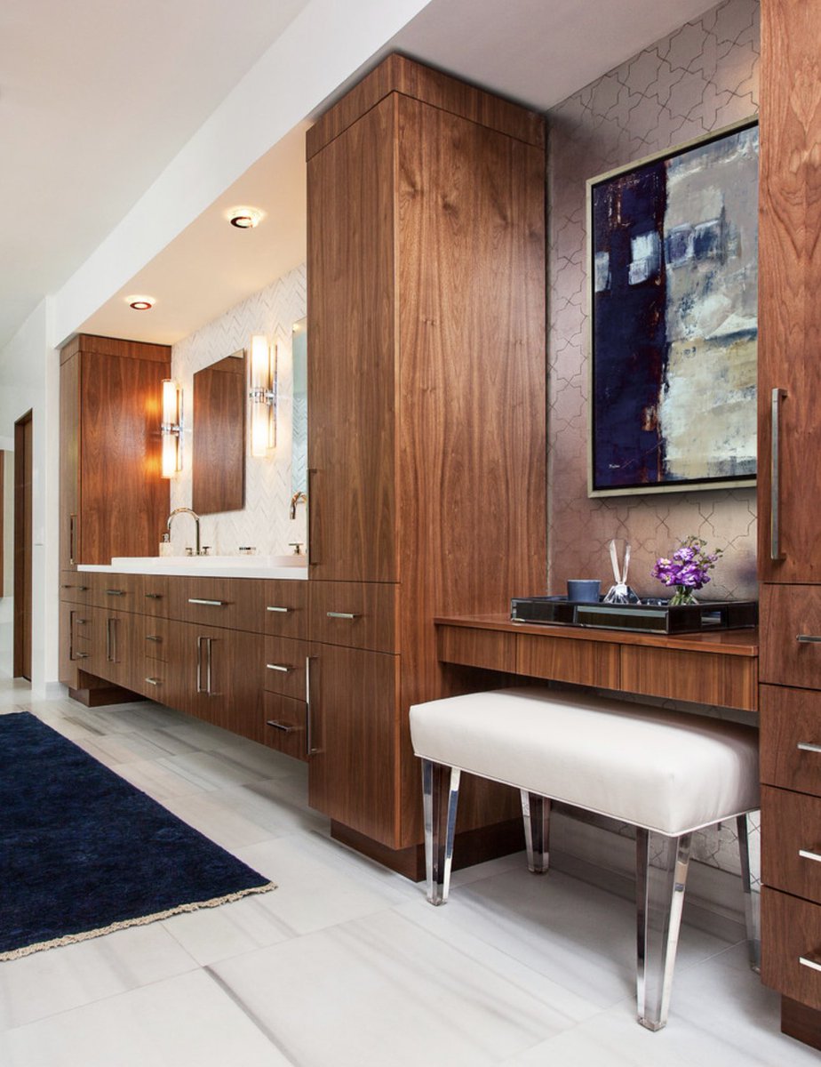 ProfyListAI's tweet photo. Wood in bathroom 🚽 🛁 #home #remodel #remodeling https://t.co/lPKBtyaBIY
