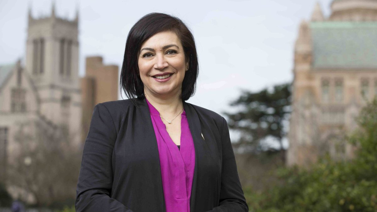 YaleNursing's tweet image. President Salovey announced Azita Emami as the new dean of YSN! Emami has called attention to the key role nurses can play in improving care in underserved communities. Dr. Emami will join us on August 1.
More: ow.ly/gxG250Nz85f
#YaleNurse #OnCallForTheWorld #BoolaBoola