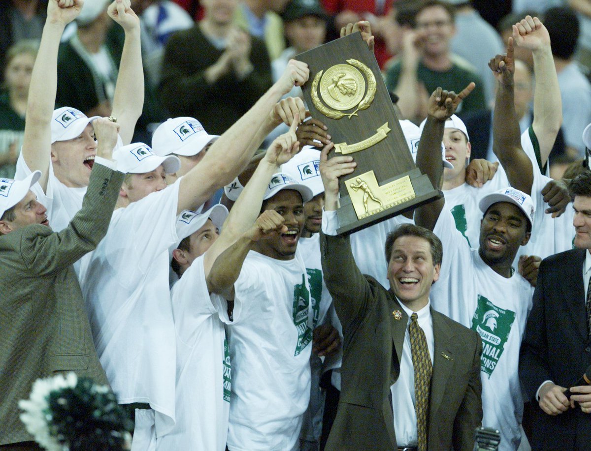 MSU_Basketball's tweet photo. OTD in 2000: National Champions 🏆 https://t.co/7Nm8oVWK6x