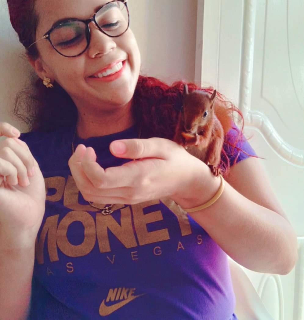 NatLadyNavy's tweet photo. Fotos que me encantan y nunca subí parte 2

Ahí aun tenía mi cabello rojo 🥺 https://t.co/7EMlNifiXH