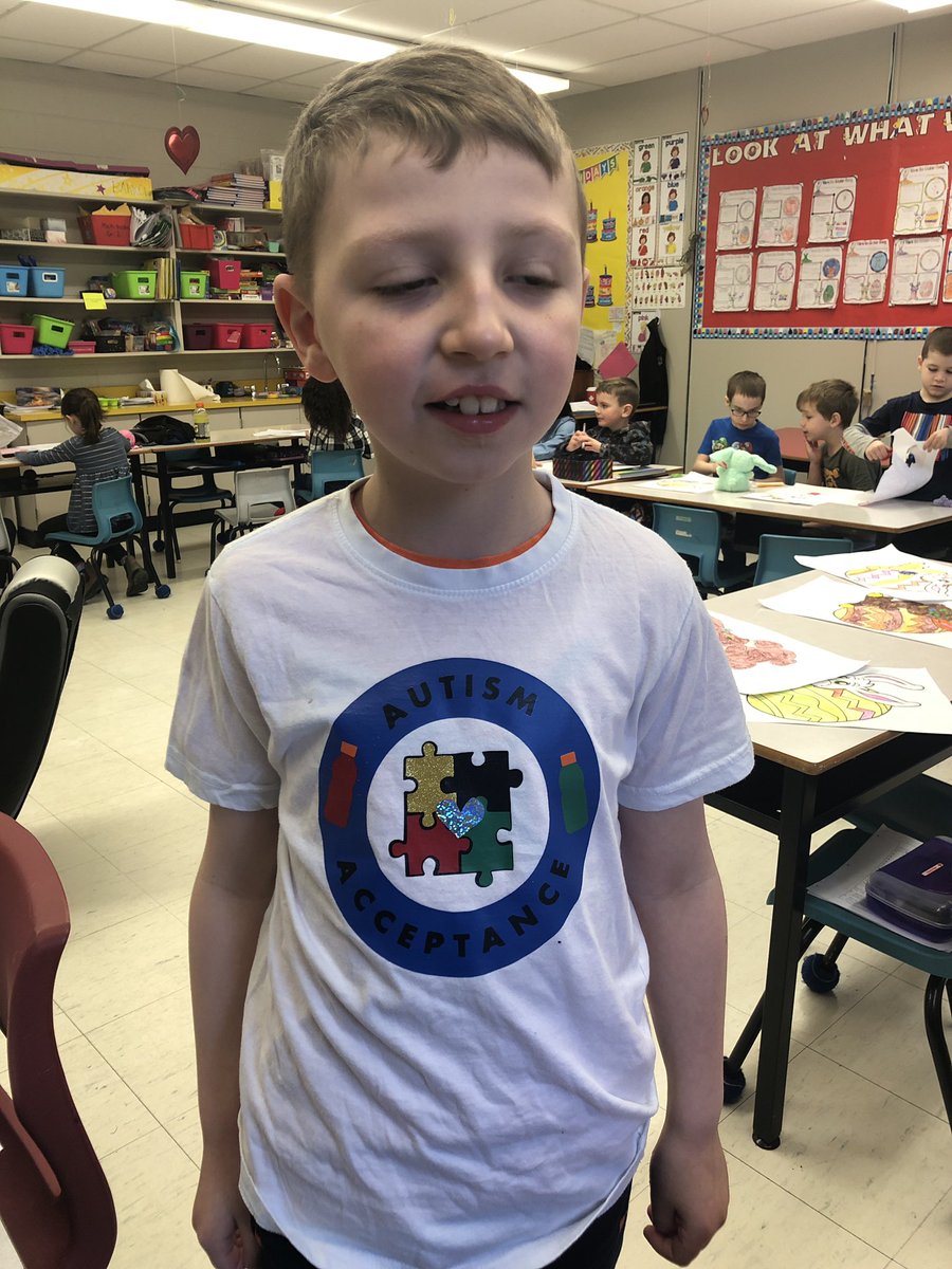 Today in Grade 2 we lit it up blue for an amazing little kiddo who loves to make silly faces and have fun! 💙 <a href="/staaSTALLIONS/">St. Anne's Academy</a> <a href="/NLESDCA/">NLESD</a> #AutismAcceptanceDay