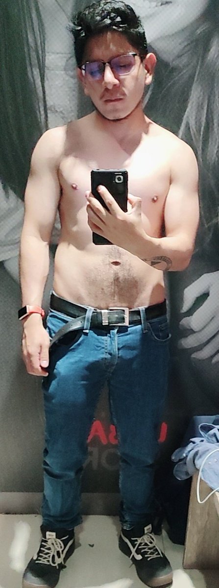 daninodanydan's tweet photo. Me gustaria ganar músculo más rápido pero pssss no se puede... Lento pero ahi vamos...
#gay #gayman #hombregay #gaycdmx #lgbt #lgbtmexico #mexicogay #sinplayera #LunesDeGanarSeguidores https://t.co/h9uEBMR67y
