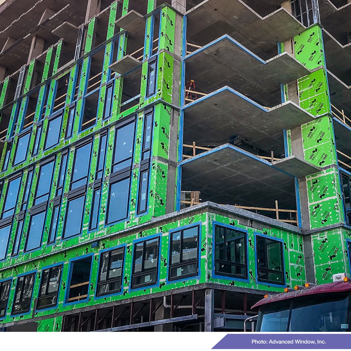 advancedwindow's tweet photo. AWI installation teams making big strides at 1319 S. Capitol in DC, a mixed use luxury destination on the Capitol Riverfront with surrounding townhomes. Partners: Fortis, @BBBarch
#windowinstallation #dcliving #dcconstruction #construction https://t.co/4rtweuks1e