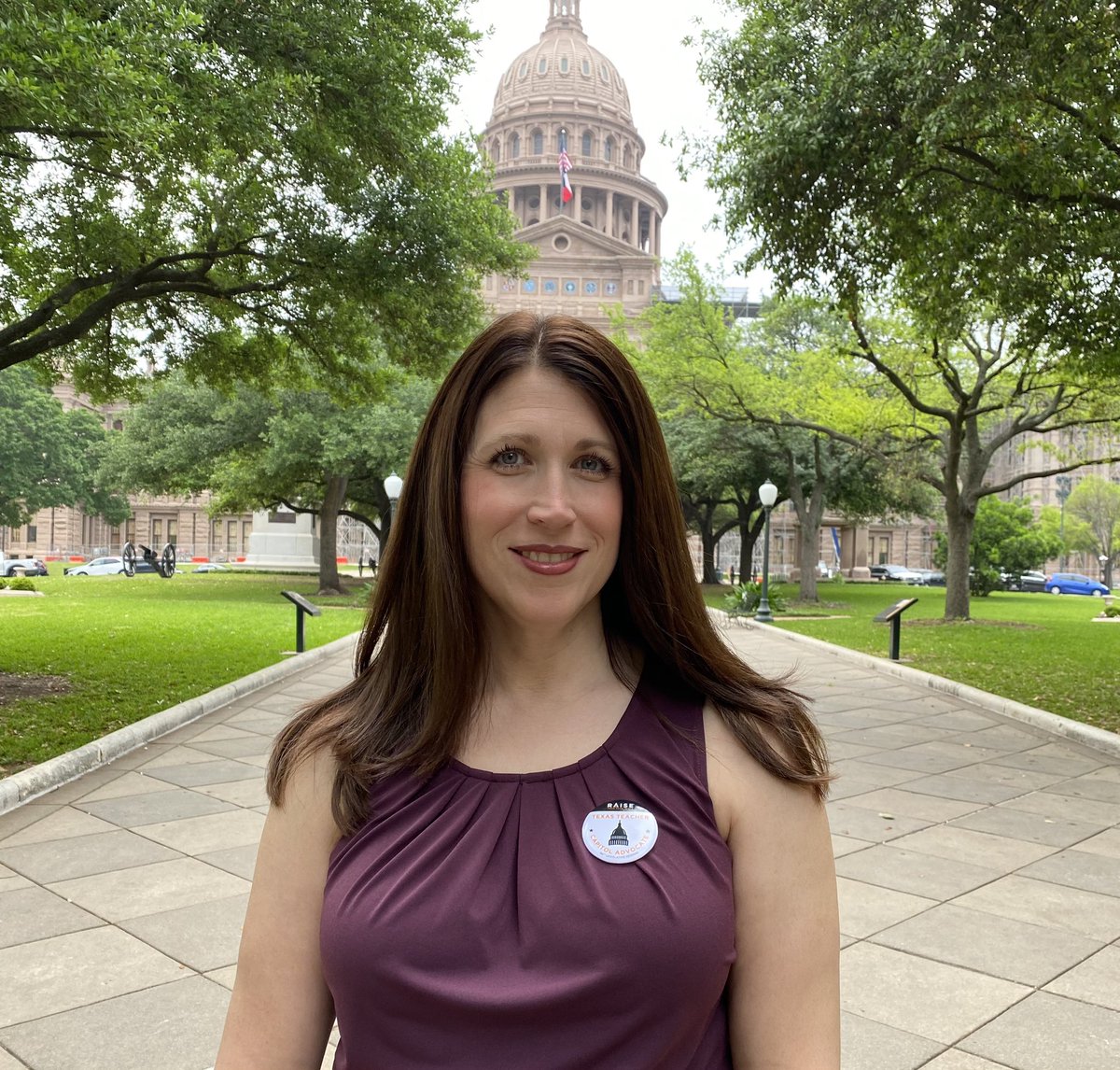Speaking on behalf of Texas teachers at the Capitol this morning. Raises, behavior, benefits—Oh My! 
#RYHTexas #underthedome #teachervoice