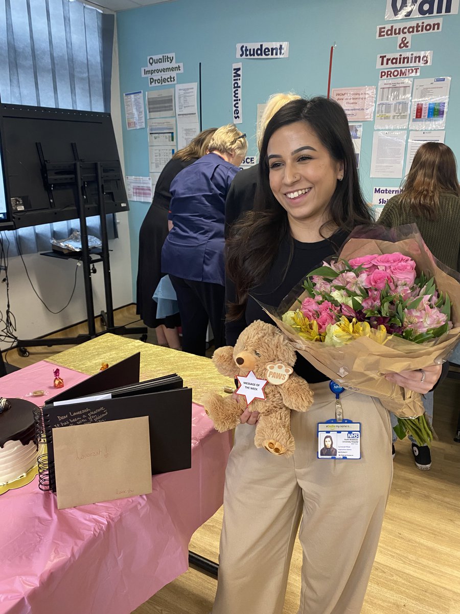 Last week we bid farewell to our Project administrator Laveezah who has been working in the Maternity Ed team for the last 4yrs. We wish her the very best in her new job & future career! @NicoleCNHS @AdeolaFilani @marmaquee  @SBryden2 @PrinceKingInneh @barbarakuypers @GOseiBonsu