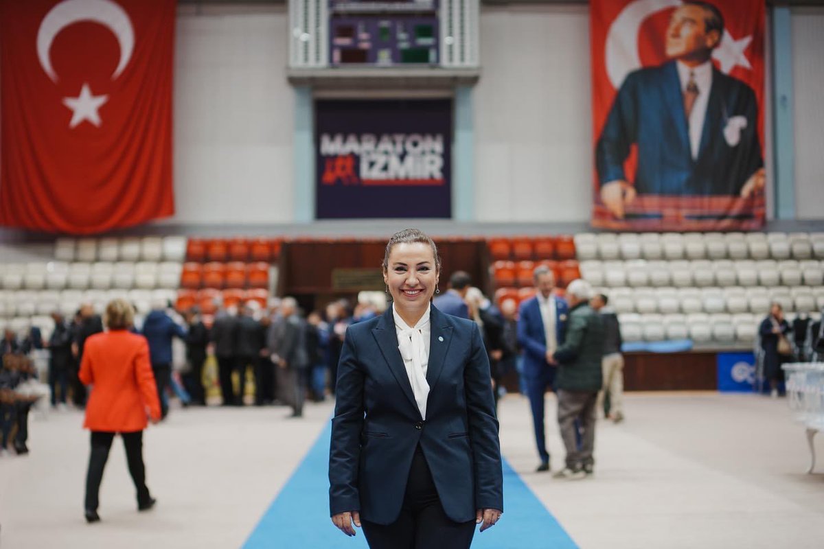 avulkudogan's tweet photo. İzmir Milletvekili temayül yoklamamızı gerçekleştirdik. Ön seçim sürecinde bizleri yalnız bırakmayan, emek veren, destekleyen ve 3. Sıraya taşıyan tüm İYİ Parti ailesine teşekkürlerimi iletiyorum.

Ayrıca önseçim sürecinde emek veren İl ve İlçe Başkanlıklarımıza, emeği geçen tüm görevlilerimize teşekkür ederim. 
Seçimlerde listelerde yer alan tüm aday adaylarımızı tebrik ediyor, başarılar diliyorum.

Bundan sonra da partimizin ve genel başkanımızın üstün başarısına katkı koyabilmek adına ara vermeden çalışmaya devam edeceğiz. 

İzmir'in 35'ini yükseltmeye devam edeceğiz.