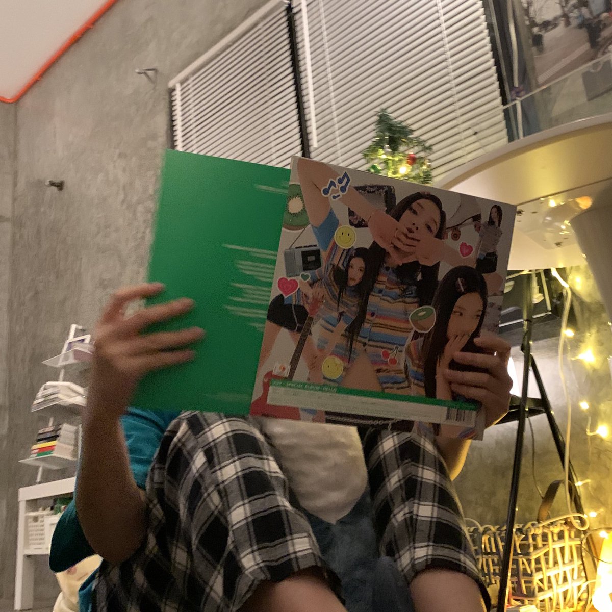 1999 (@whyfallinluv_) on Twitter photo 