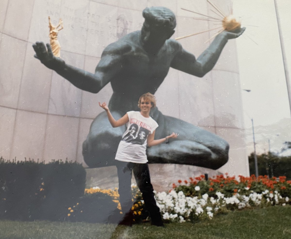 lmroncier's tweet photo. #HelloDetroit Monday morning memories https://t.co/8XymqjUh7n