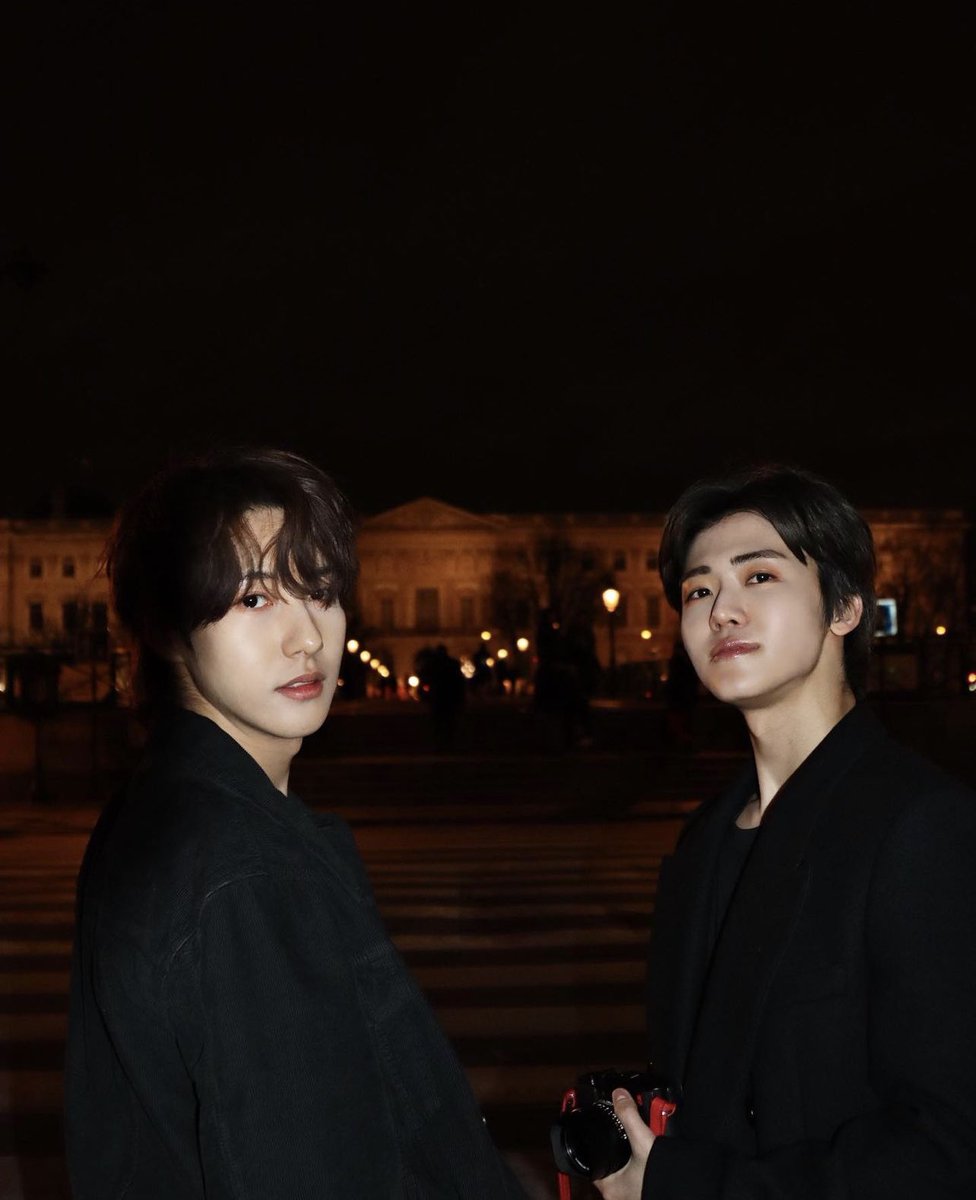 visual couple (renmin) serving visuals