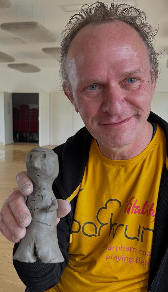 cheddariproject's tweet photo. Racing ever closer to our final total!
This weekend Bridget visited #cheddarparkrun to add to our total. Over 100 keen runners now join in every Saturday thanks to Martin who set the run on its way. Thanks for having us and joining in! #gettinginvloved https://t.co/YiMcnkTjUQ