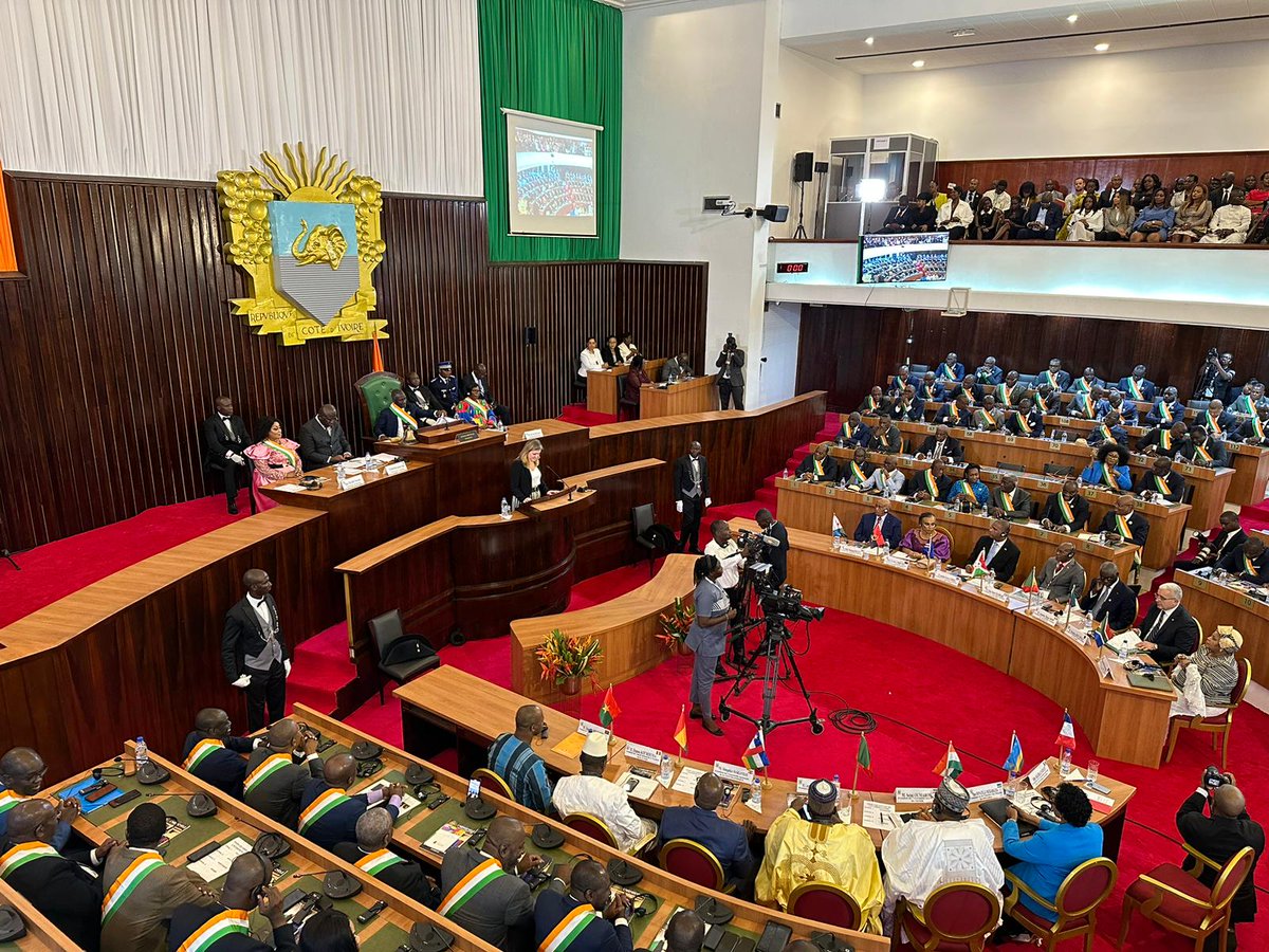 TrichonAriane's tweet image. #CeJour @YaelBRAUNPIVET a porté haut les couleurs de @AssembleeNat devant l'Assemblée nationale ivoirienne. Un partenariat renouvelé de la France avec l'Afrique, tourné vers l'avenir, la jeunesse, la démocratie et le respect du droit international #DiplomatieParlementaire