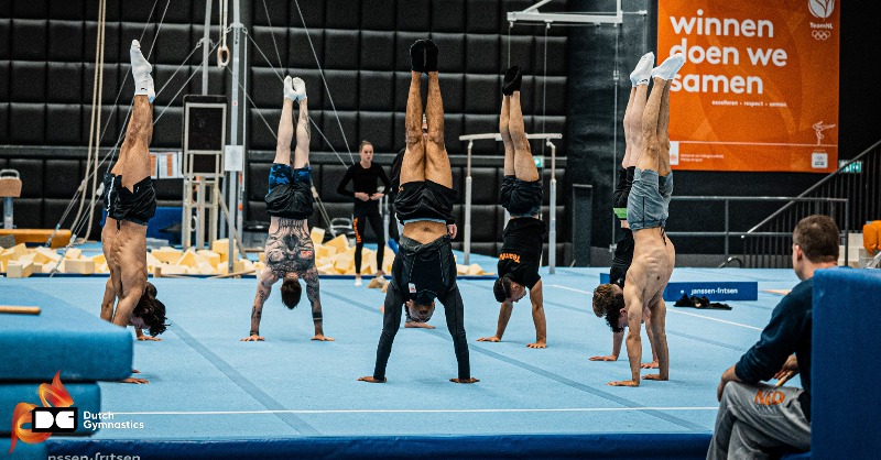 DutchGymnastics's tweet photo. Let's go! 🔥 De EK-selecties turnen zijn bekend! 🙌 Van 11 t/m 16 april strijden zij in Antalya 🇹🇷 om het eremetaal. Ontdek hier wie de selectie gehaald hebben. ↴ #Antalya2023 #DutchGymnastics