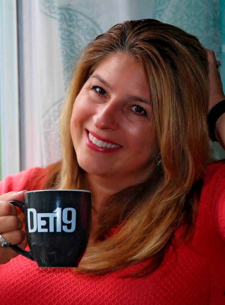 DBookfest's tweet image. Debbie Maciolek will be photographing Detroit Bookfest! 
 
Debbie is a native Detroiter and runs a local photography company called Debography. 
 
Her work is superb and we are delighted and honored that she will be covering Bookfest. 
 
 detroitbookfest.com/debbie-maciole…