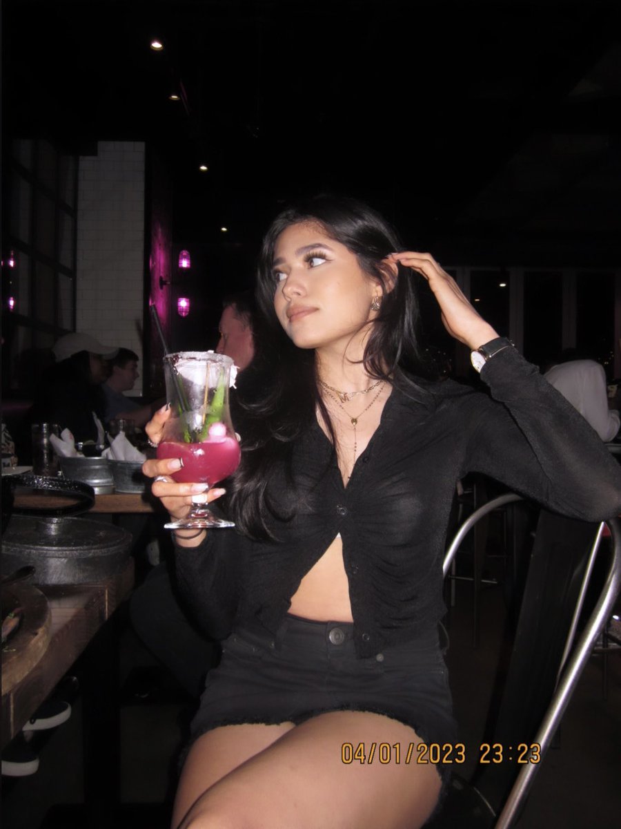 Mitzi🍓 tweet media